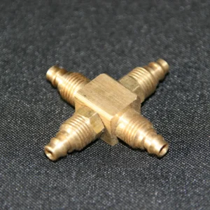 Unión cruz 1/4 bronce E-1.153